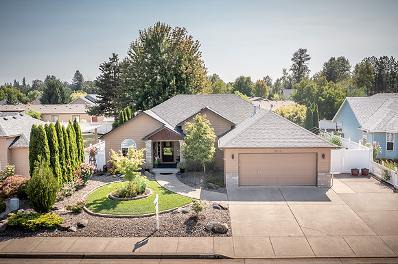 1835 NW Grandview Dr-35