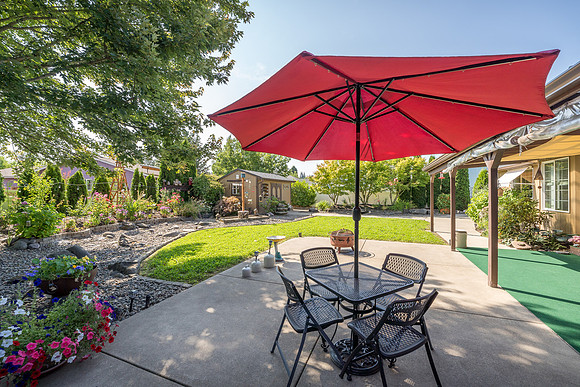 1835 NW Grandview Dr-26