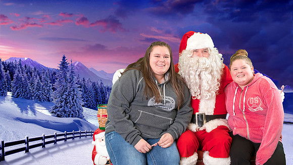 Imaging Holiday Party 2017 - 42a