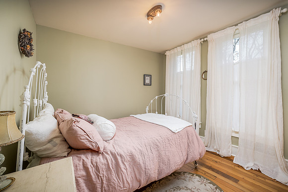 526 Fifth Ave SE-23
