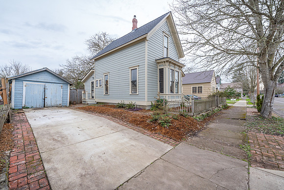 526 Fifth Ave SE-27
