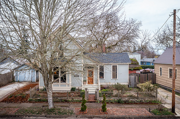526 Fifth Ave SE-35