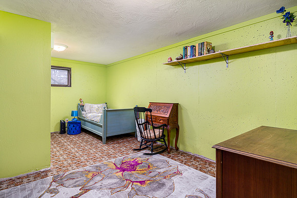 2776 NW Pineview Dr-22