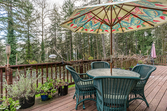 2776 NW Pineview Dr-25