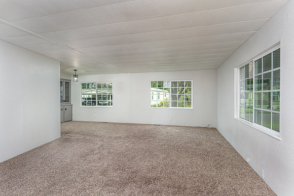5050 Columbus St SE - 204-5