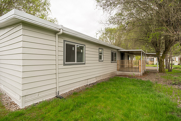 5050 Columbus St SE - 204-21