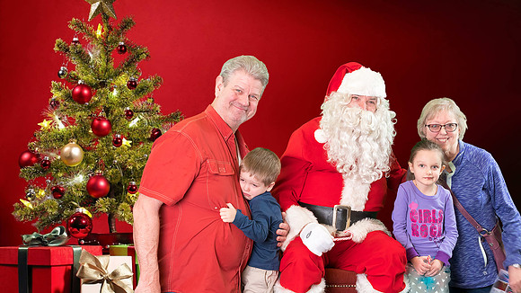 Imaging Holiday Party 2017 - 40c