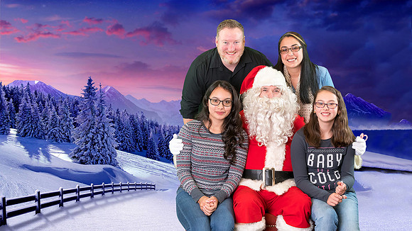 Imaging Holiday Party 2017 - 60a