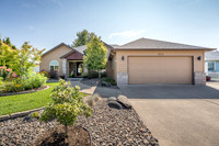 1835 NW Grandview Dr